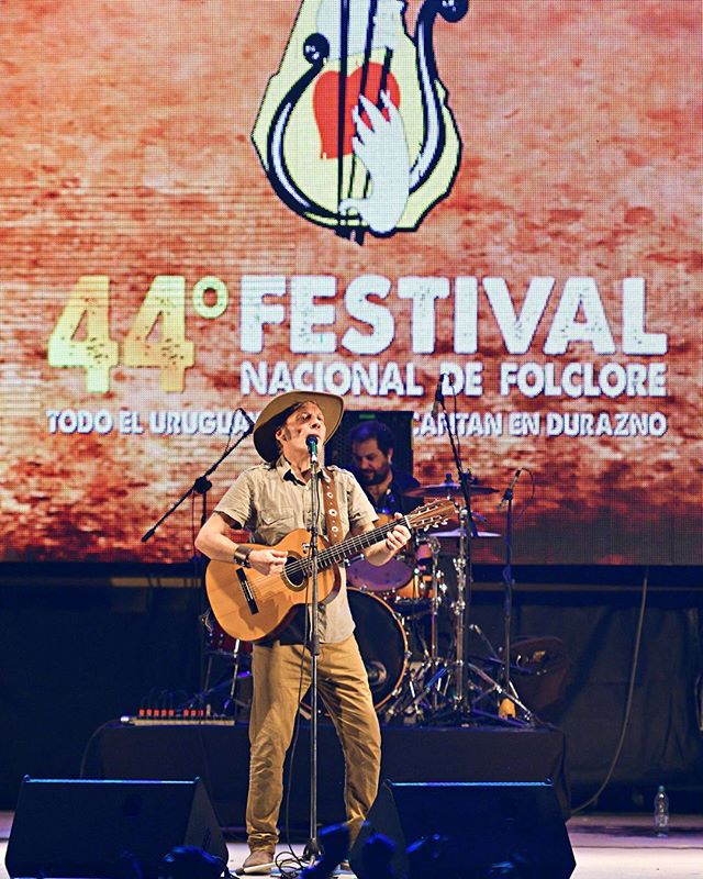 Jorge Nasser en el Festival Nacional de Folclore tradiciones uruguayas